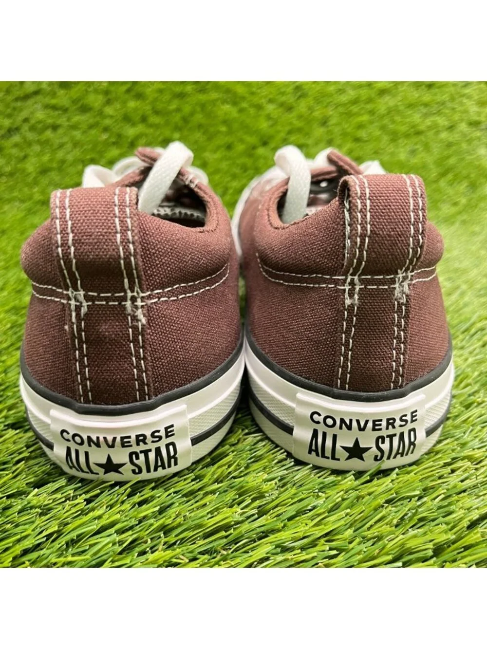 Converse Chuck Taylor All Star Madison Womens Size 9.5 Athletic Shoes Sneakers